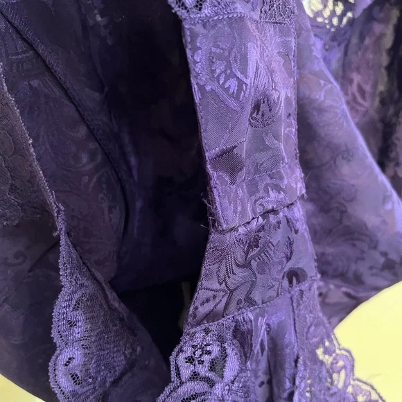 Vintage Victoria’s Secret Gold Label Lace Teddy Purple Lingerie Bodysuit